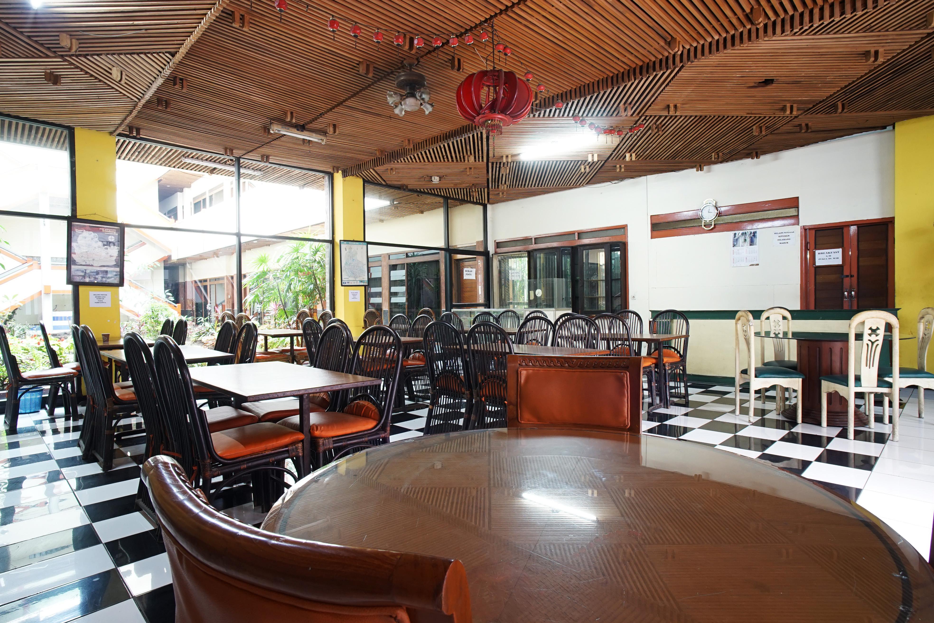 万隆佩迈酒店 外观 照片